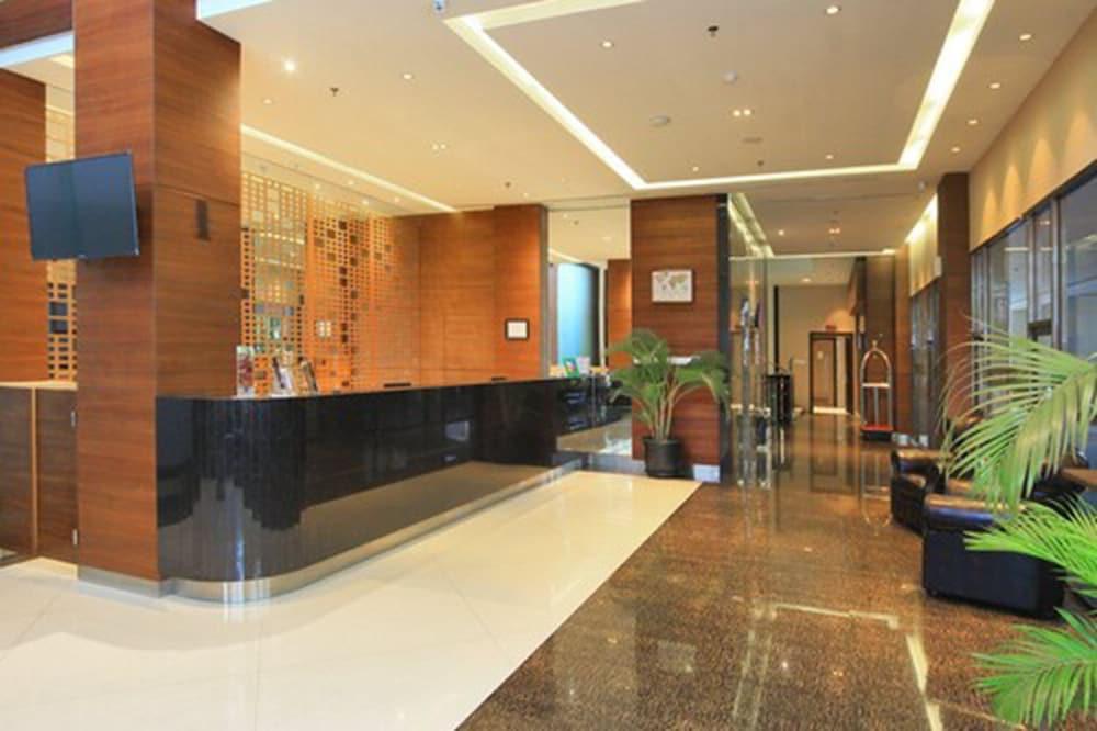 West Point Hotel Bandung Zewnętrze zdjęcie
