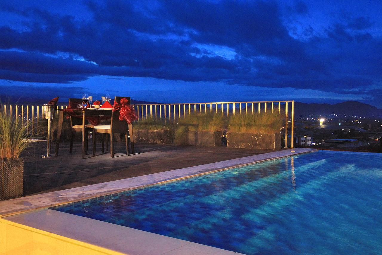 West Point Hotel Bandung Zewnętrze zdjęcie