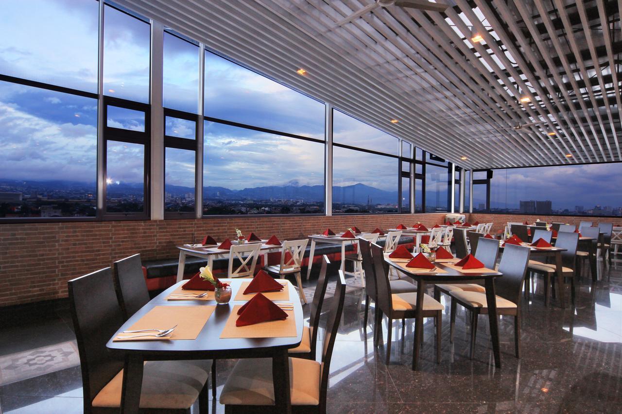 West Point Hotel Bandung Zewnętrze zdjęcie