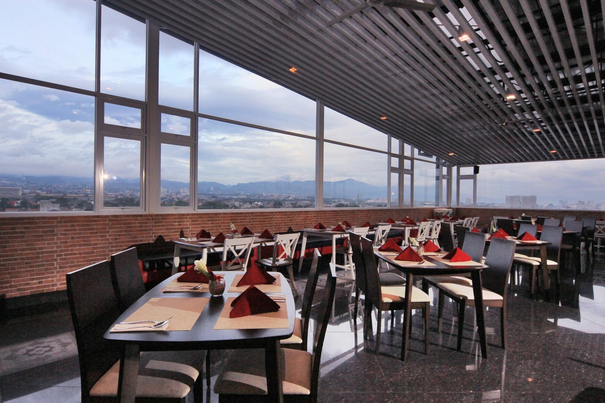West Point Hotel Bandung Zewnętrze zdjęcie